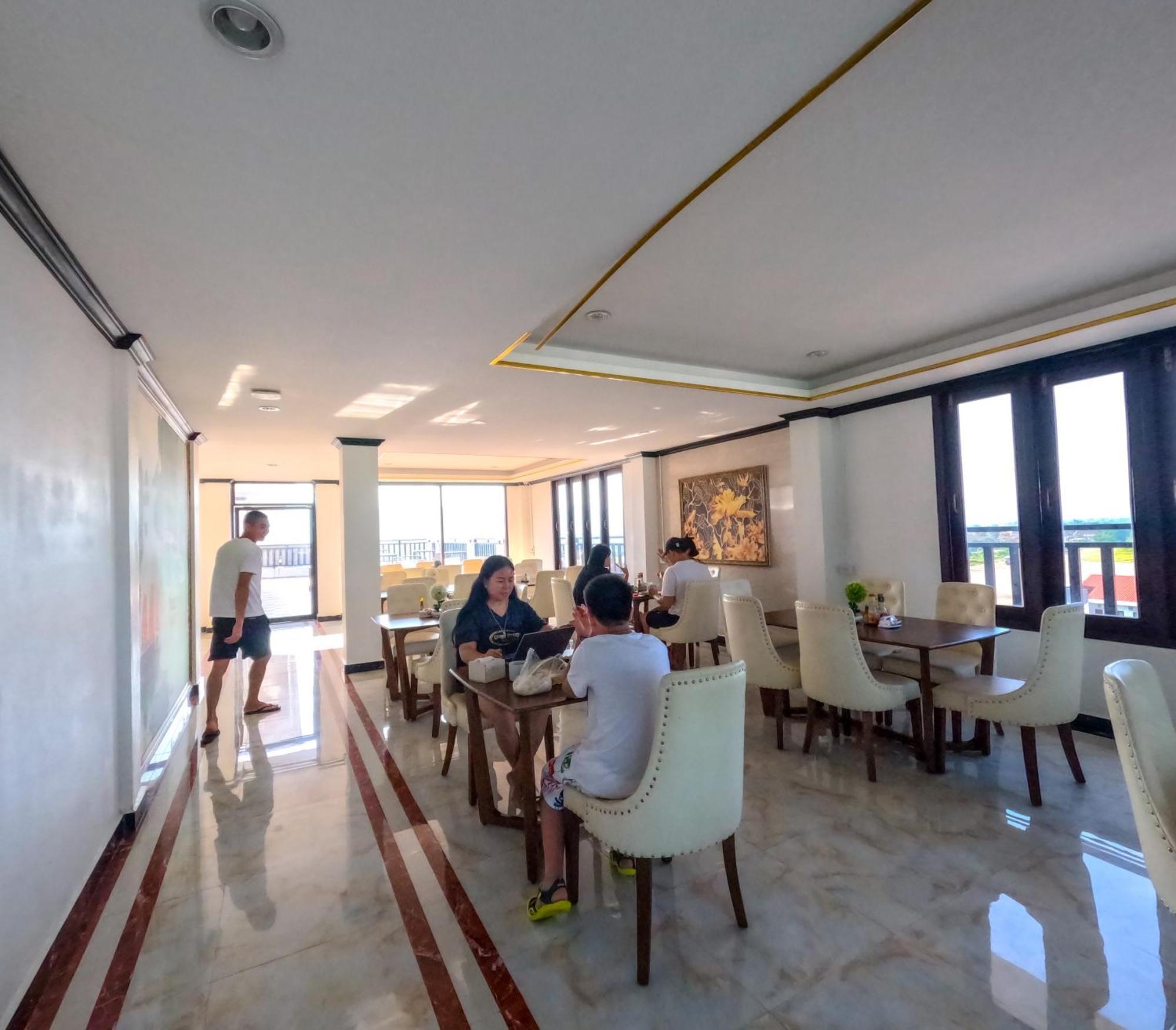 Vang Vieng Consiana Hotel 外观 照片