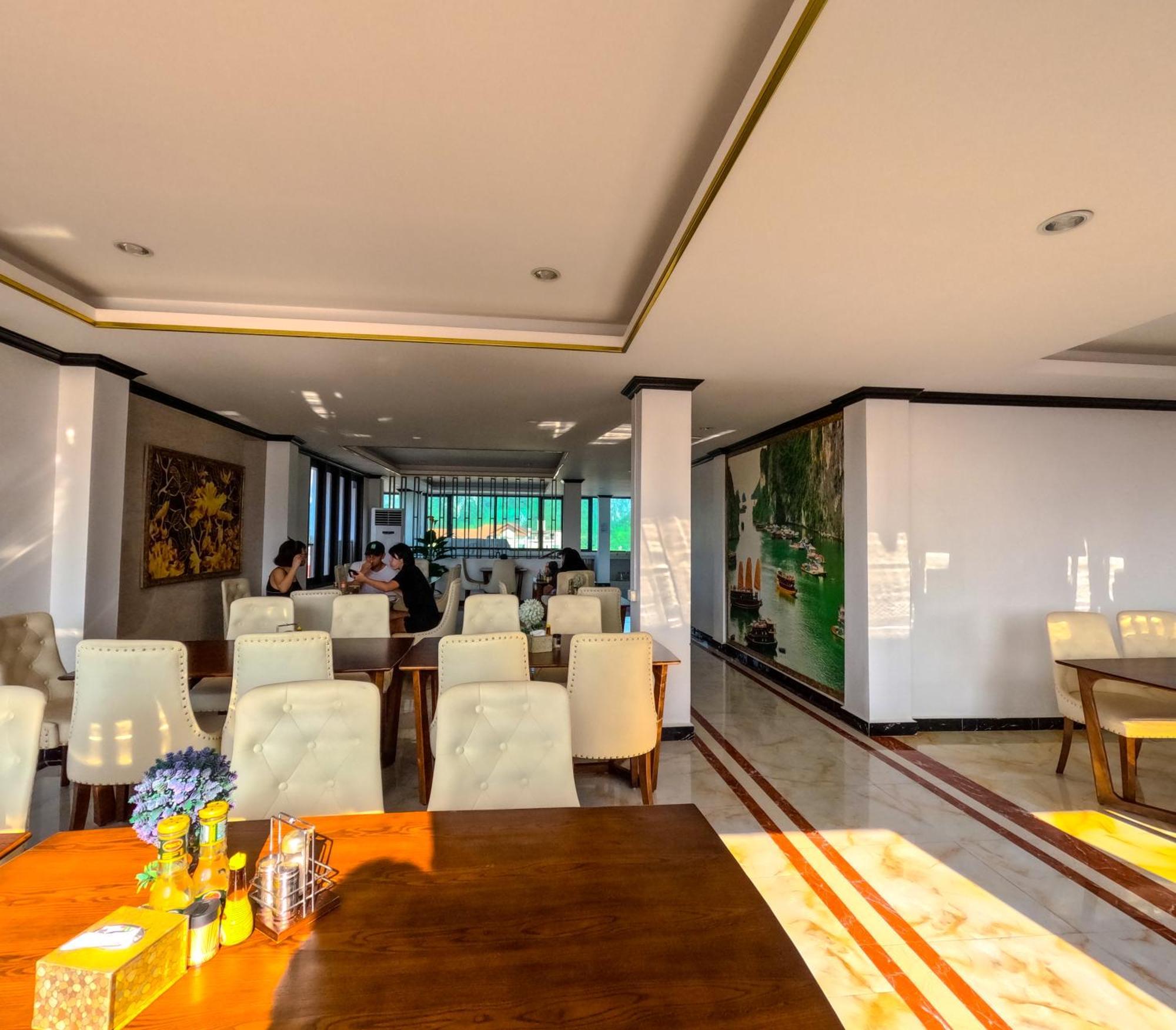 Vang Vieng Consiana Hotel 外观 照片