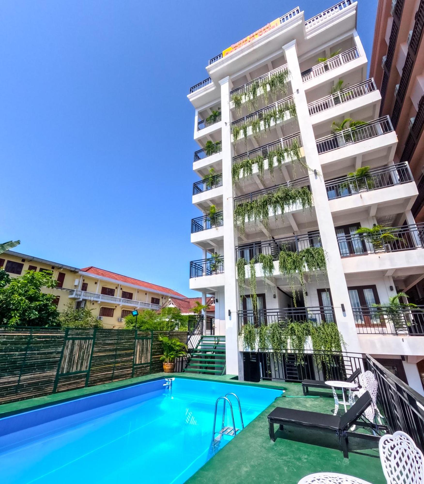 Vang Vieng Consiana Hotel 外观 照片