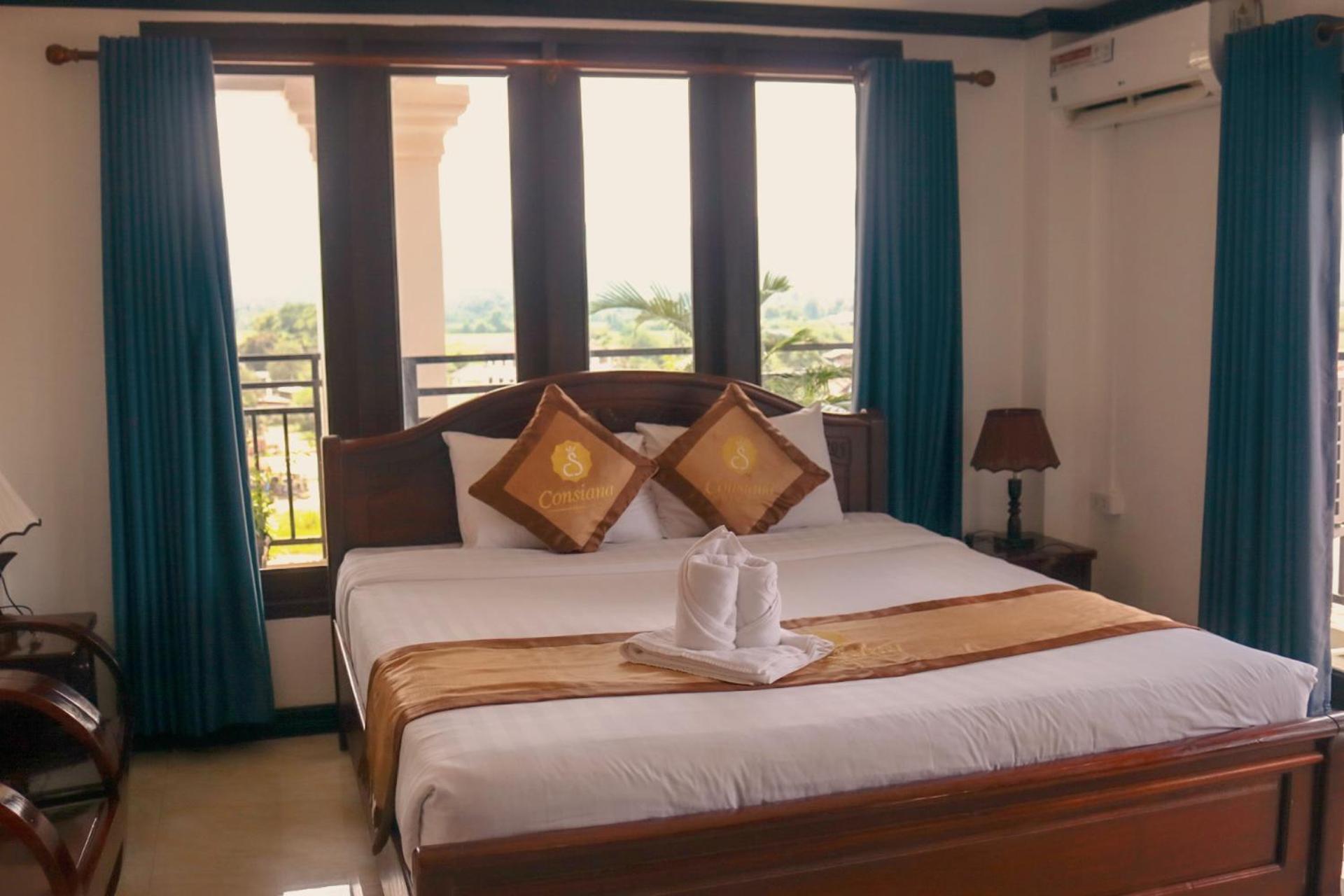 Vang Vieng Consiana Hotel 外观 照片