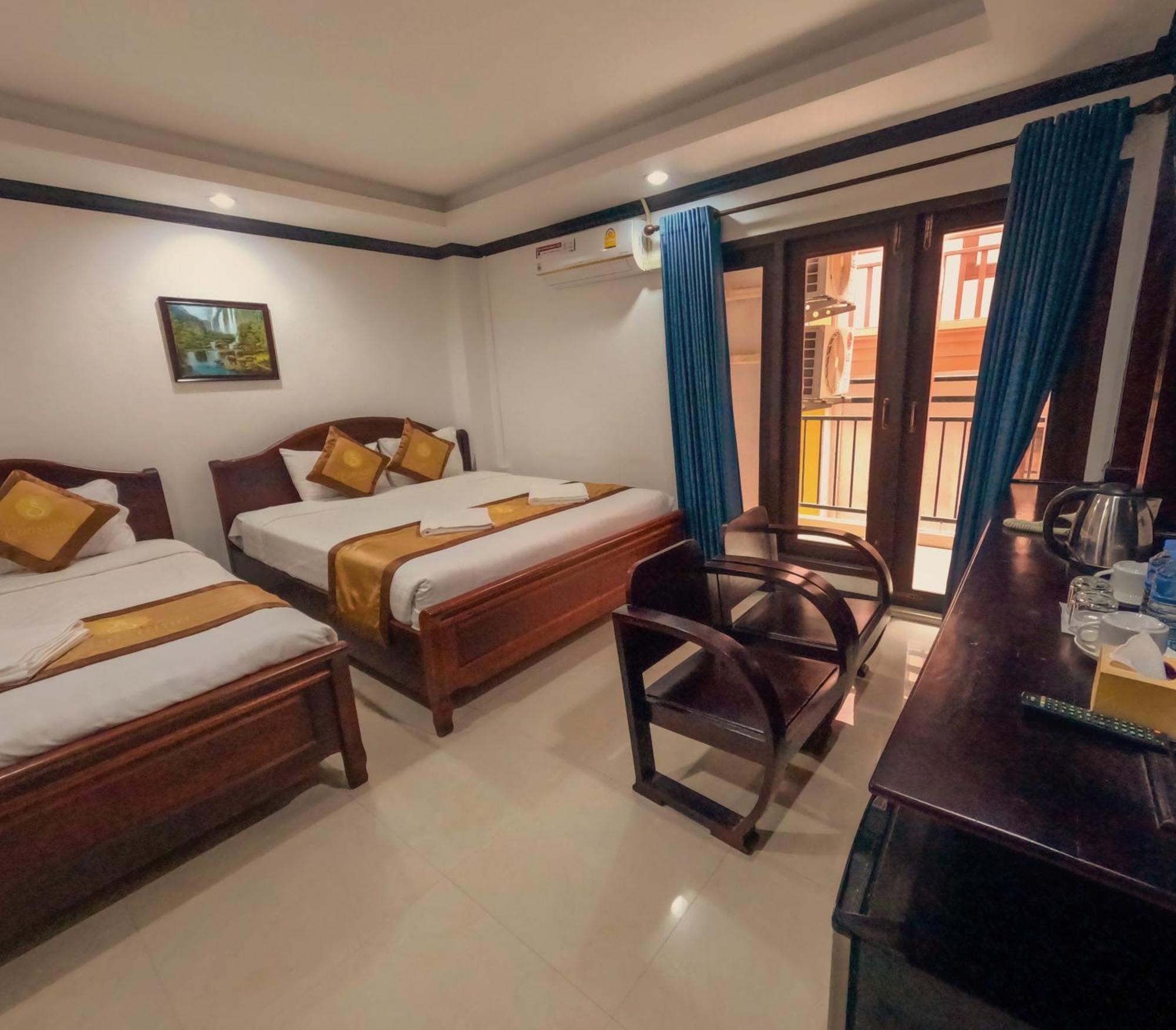Vang Vieng Consiana Hotel 外观 照片